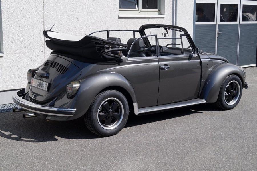  Volkswagen Beetle Convertible Restomod by Cartech 2016 года  (фото 7 из 12)